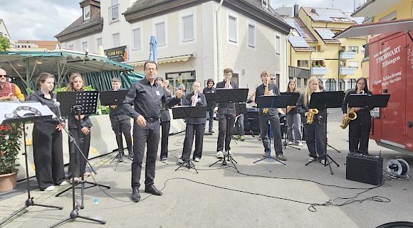 Jazzband auf dem Wochenmarkt